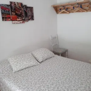  Séjour chez l'habitant Con Patio En Piso Compartido