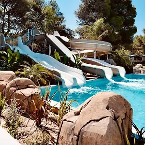 2* Camping Holacamp Garrofer